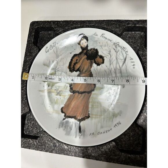 D'Arceau Limoges 1976 Colette La Femme Sportive Collector Plate by FR. GANEAU - Picture 5 of 6
